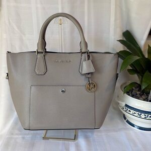 Michael Kors Greenwich Large Grab Bag in Gray